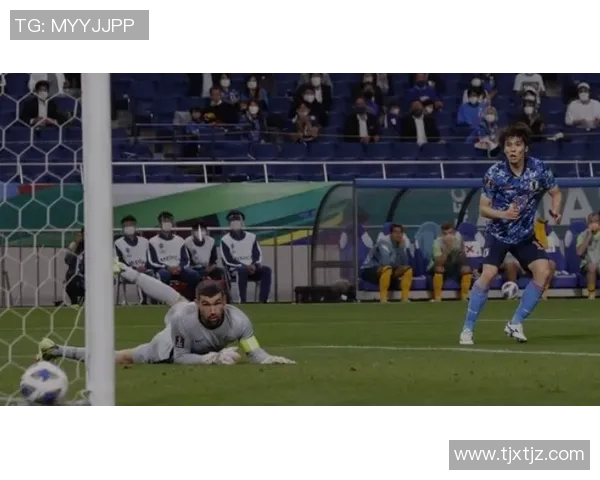 足球明星遭遇黑粉恶评引发热议球迷反应两极分化